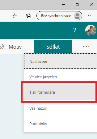 Na obrázku je možnost Tisk formuláře v Microsoft Forms.